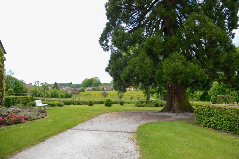Logis Hotel Restaurant De La Poste Le Mêle-sur-Sarthe المظهر الخارجي الصورة