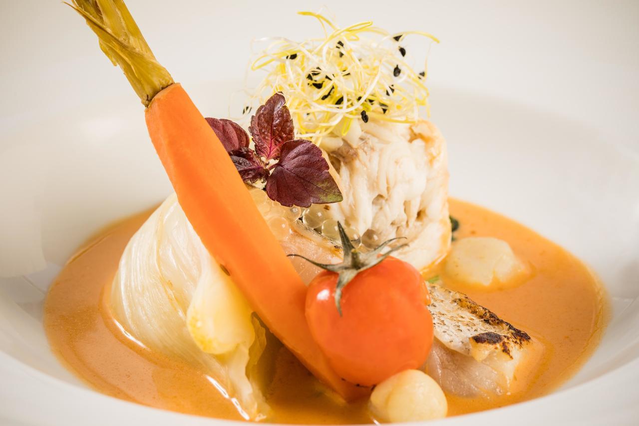 Logis Hotel Restaurant De La Poste Le Mêle-sur-Sarthe المظهر الخارجي الصورة