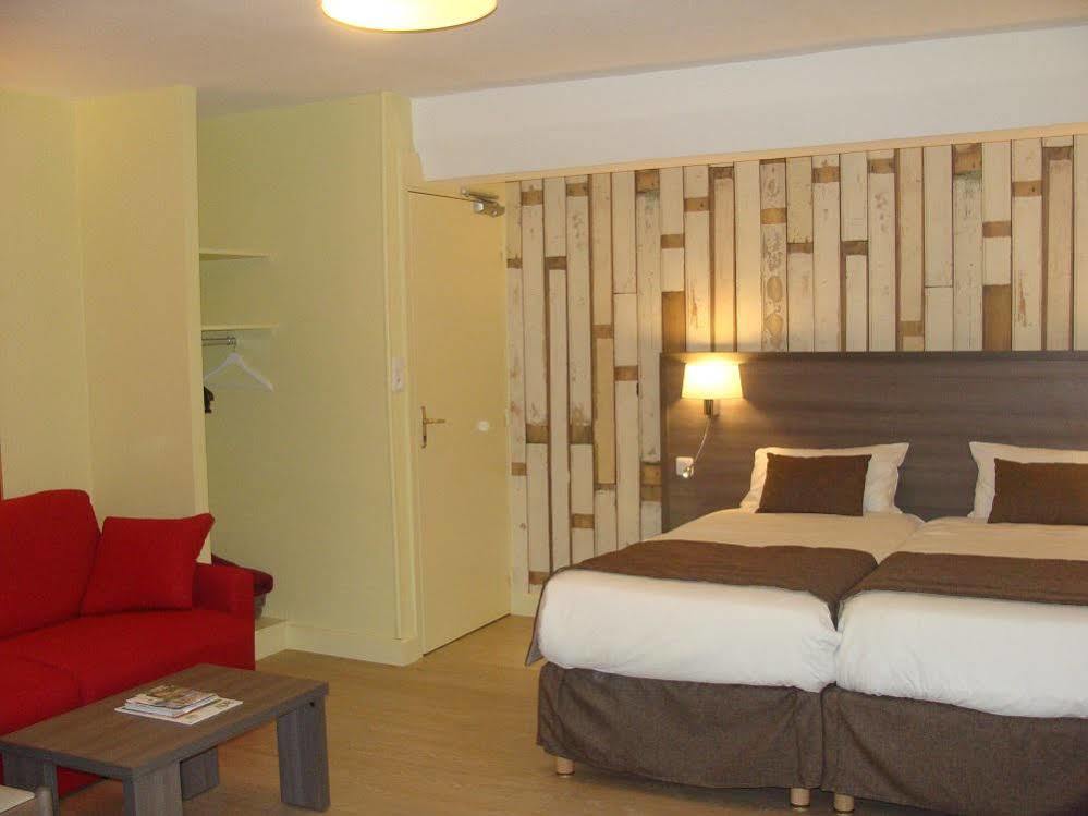 Logis Hotel Restaurant De La Poste Le Mêle-sur-Sarthe المظهر الخارجي الصورة